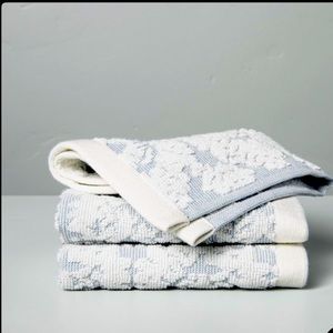 NWT Hearth & Hand 3pk washcloths.
